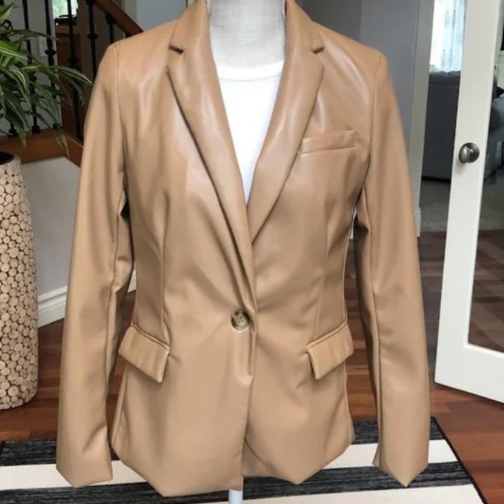 Nwt Rachel Zoe Faux Leather 2 in 1 Faux Leather Camel Tan Blazer Hoodie Jacket